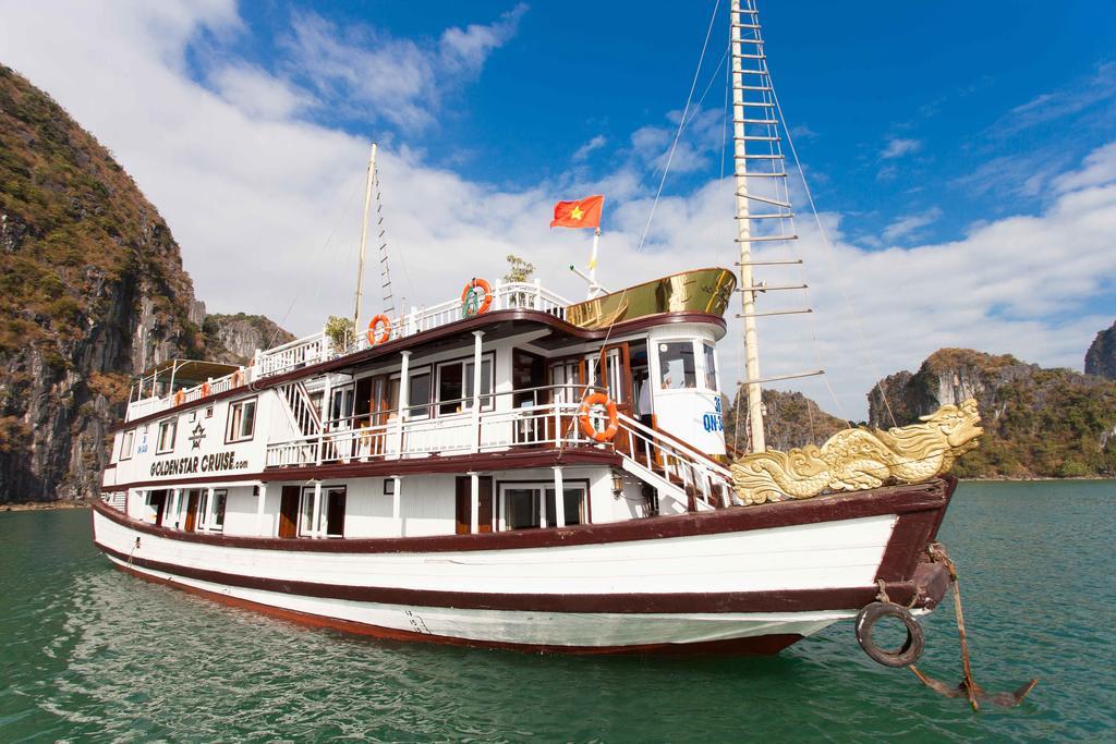 Hotel Golden Star Cruise à Nan Giang Extérieur photo